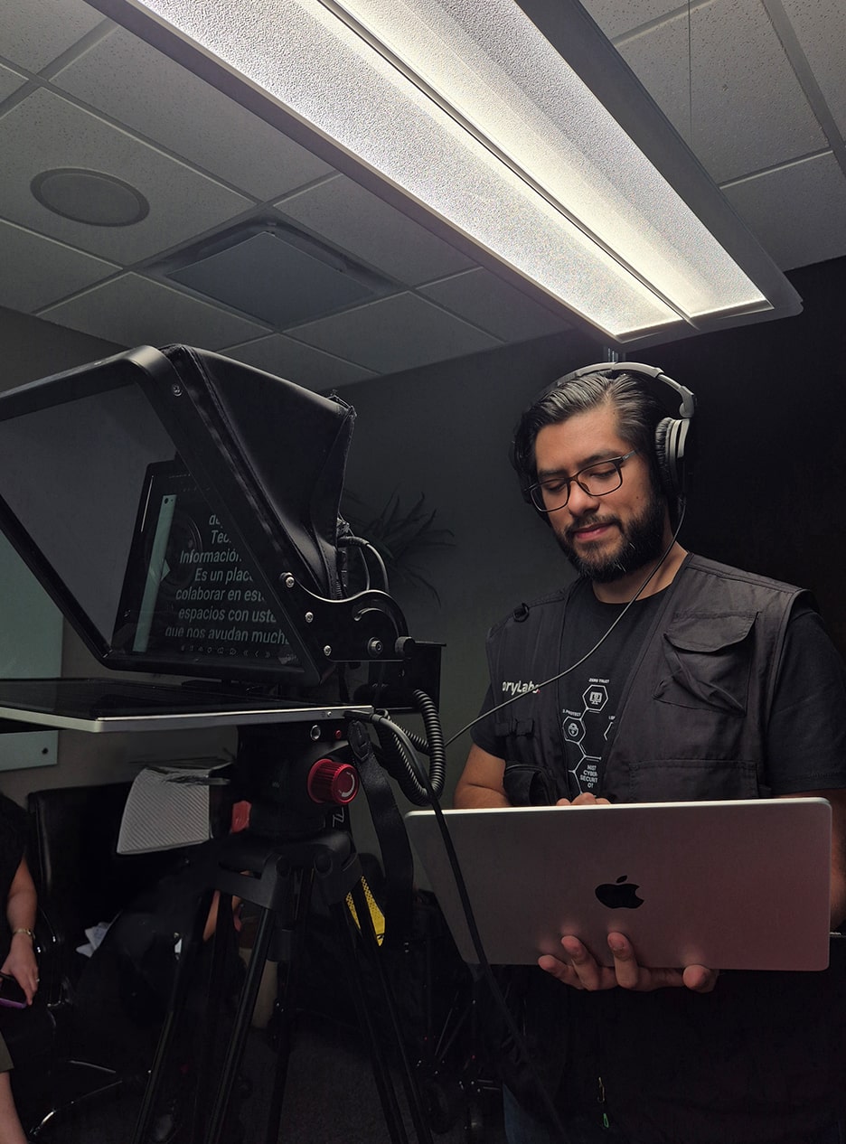 StoryLabs-Contacto